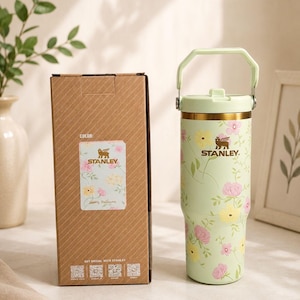 2026 New Iceflow flip Stanley Tumbler 30oz Drinkware giftforher 40 oz spring blossoms
