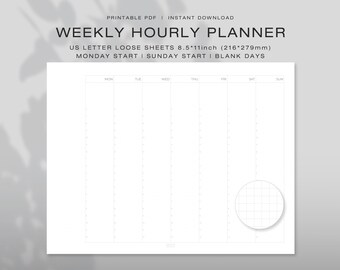 Könnte beinhalten: Ein weißer wöchentlicher Stundenplaner mit schwarzem Text: WEEKLY HOURLY PLANNER, US LETTER LOOSE SHEETS 8.5*11inch (216*279mm), MONDAY START | SUNDAY START | BLANK DAYS. Das Raster enthält sieben Spalten für die Wochentage mit Stundenmarkierungen.