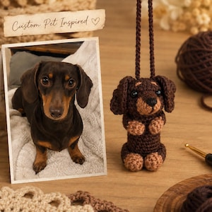 Colgante de ganchillo personalizado inspirado en mascotas, adorno para espejo retrovisor de coche con forma de perro salchicha, accesorio para espejo retrovisor, colgante para bolso, regalo de cumpleaños para ella.
