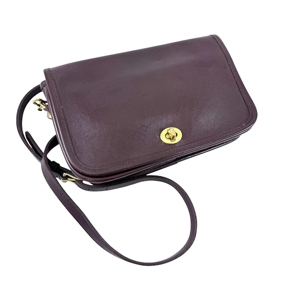 Coach Legacy Smooth Leather Crossbody Pocket Purse Bag Brown Vintage 1990s 9755