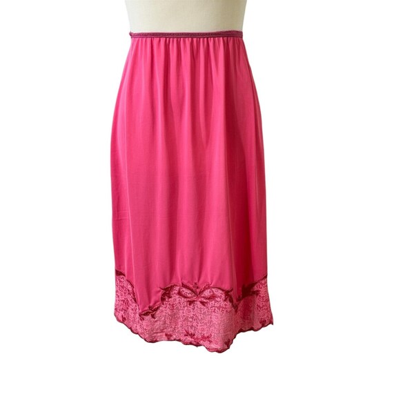 Aristocraft by Superior Pink Half Slip Size Large Vintage 1960s Lace Applique