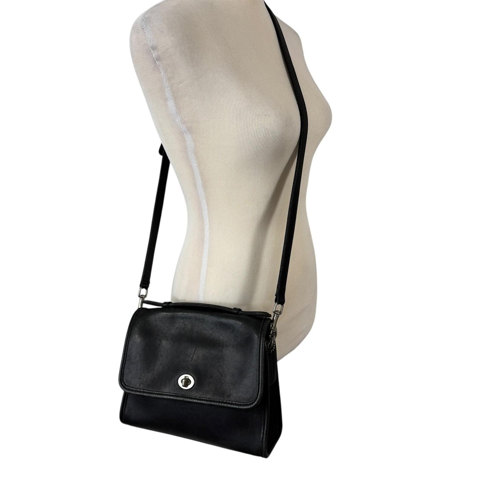 【2025A/W新作★送料無料】 Vintage black coach handbags - Etsy 日本 バッグ