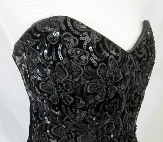 Vintage 1980's Gunne Sax Black Velvet Dress