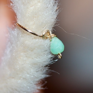 Helix Earring- 22G/20G/18G- Cartilage Hoop- Chrysoprase Teardrop Piercing- Green Gemstone Jewelry- Dangle Nose Ring