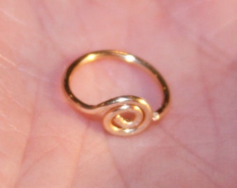 Anello per il naso a spirale: piccolo cerchio per cartilagine, argento sterling, placcato oro