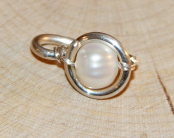 Pearl Belly Button Ring, Belly Button Jewelry, 18 gauge 16 gauge 14 gauge Belly Button Hoop, Sterling Silver Belly Button Ring, Gold Filled