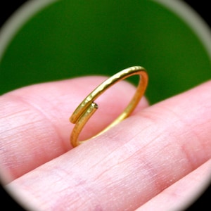 Toe Ring,  Adjustable Knuckle orToe Ring, Pick 14k Gold Filled, Sterling Silver or Copper Ring, Midi Ring, Knuckle Ring