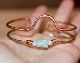 Hammered Copper Bangle bracelet, Blue Gemstone Bracelet, Pure Copper Bracelet, Solid Copper Bracelet Healing Copper Bangle Bridesmaids Gift