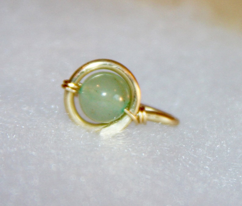 Belly Button Ring, Dainty Green Aventurine Beaded Belly Button Ring, Belly Button Jewelry, 18 16 14 gauge Belly Button Hoop image 2
