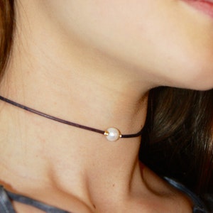Pearl Choker, Single Pearl Necklace, Single Pearl Choker,  Leather Pearl Necklace, Natural Freshwater Pearls Necklace Choker Collar
