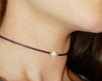 Freshwater Pearl Choker: Leather Cord Necklace, Adjustable Collar