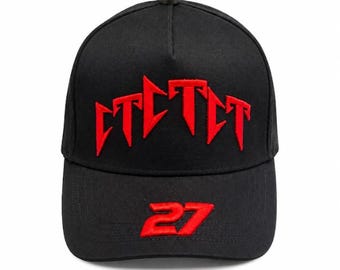 Gorra Snapback Negra: Bordado Rojo "CTCTCT 27", Corridos Tumbados Streetwear