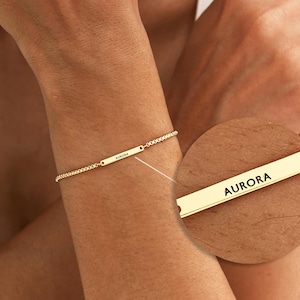 Mini bracelet personnalisé gravé, chaîne encadrée avec lettres dorées, bracelet prénom personnalisé, brassard personnalisé, bracelet mère fille