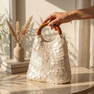 White Shell Sequin Handbag Wooden Handle Handmade Boho Beach Purse Summer Vacation Tote Elegant Evening Bag for Women Gift Idea