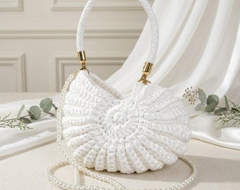 Borsa da sposa bianca all'uncinetto con tracolla di perle, pochette da matrimonio fatta a mano, elegante borsa a mano in maglia per sposa, damigella d'onore, regalo boho per addio al nubilato.
