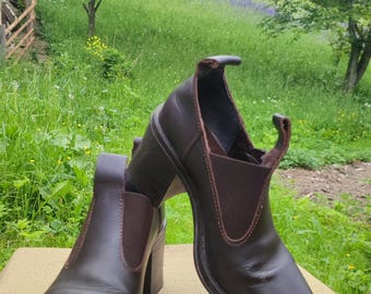 Vintage Brown Leather Chelsea Boots | Cuban Heel Ankle Boots (EU 37)