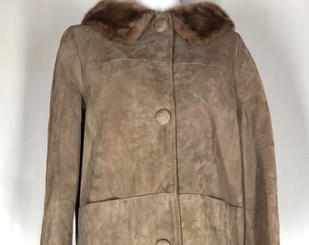 Vintage Fine Designer Leathercraft Process of America inc. New York Tan Suede leather with a Natural Mink Fur Collar Made in the U.S.A.