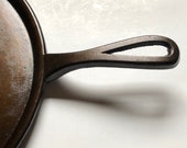 Primitive Cast Iron Lg. FANCY Handled Flat Griddle Minty Condition 11 1 2 quot Perfect Size for Crepes, Omelets Pancakes, Seasoned Organically
