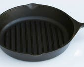 Vintage LODGE X-Larger Size 11 3 8 quot Width No. 9 Cast Iron Broiler Grill Skillet Fry Pan, Professionally Cleaned and Organically Seasoned