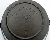 Antique Rare WAGNER SIDNEY O 7 New England Style Eccentric Cast Iron Deep Kettle Pot, Bailed Handle Professionally Organically Seasoned