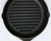 Vintage LODGE Huge Family Size 11 3 8 quot Width No. 9 Cast Iron Broiler Grill Skillet Fry Pan, Professionally Cleaned Organically Seasoned