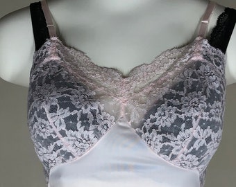 Vintage Vanity Fair Pink Slip Lace and Floral Embroidery Lace Detail Very Fine Condition