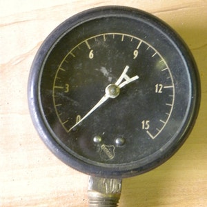 Vintage Rare Old Style Black GLASS LENS Pressure Gauge Industrial Steam Punk, Made Well All Original As Found