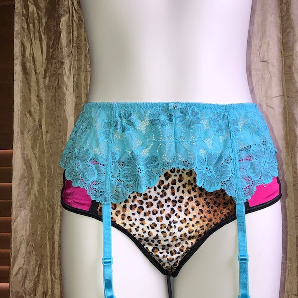 Vintage Victoria's Secret Stretch Lace Garter Belt Aqua Blue Size L NWT Just in Time For Xmas Hint Hint.