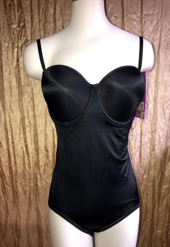 NEW SIZE SMALL WOMEN MAIDENFORM FLEXEES COOL COMFORT ULTRA FIRM