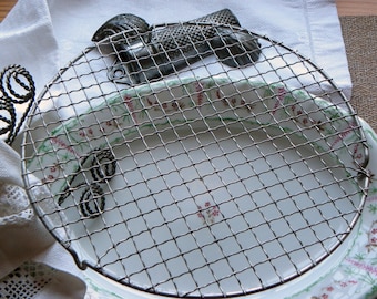 Antique French Rare Larger Size 10 1/8" Round Wire Ware Cooling Pastry Icing Rack Wrapped Crimped Wires No Rust or Baked on Blackened Grease