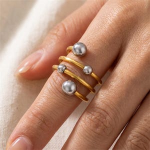 Modern Gold Wrap Ball Ring, Minimalist Adjustable Open Spiral Ring with Silver Beads, Statement Fashion Jewelry Gift for Women Style