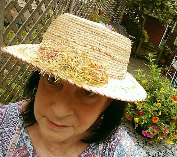 Vintage Hand Coiled Real Straw Hat with Straw Pom… - image 7