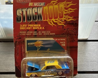 Racing Champions Stock Rods Ford Mustang '64 #148 Edición Limitada Azul y Amarillo