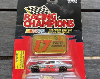 Racing Champions 1/64 Diecast #17 Darrell Waltrip Chevy Lumina