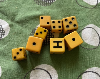 Vintage butterscotch bake light dice collection 8 total