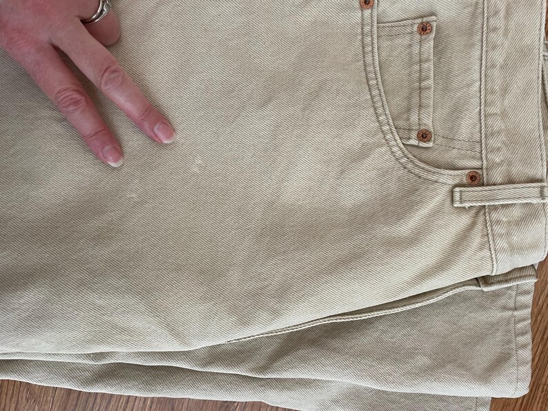 Vintage Levi’s 550 red tabs beige jeans 34X 29 relaxed fit image 11