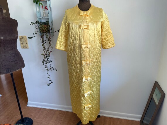 Vintage satin robe yellow bows medium - image 1