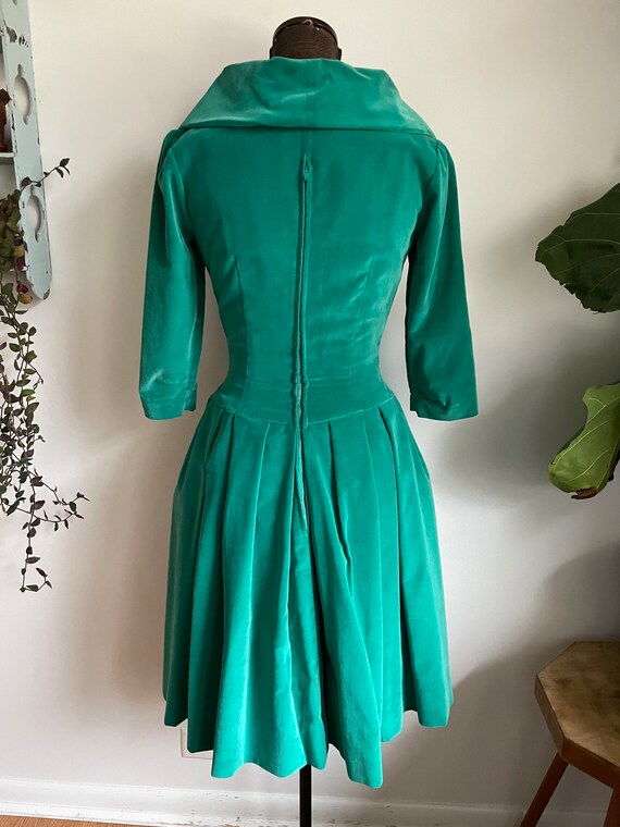 Vintage 1950s velvet teal turquoise cocktail dres… - image 5