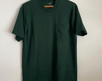 Camiseta de bolsillo verde vintage, talla mediana/grande