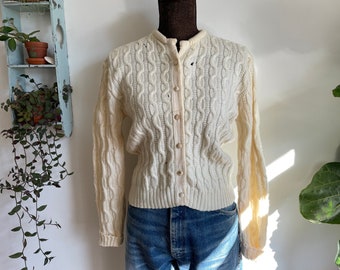 Vintage wool cardigan sweater cream medium (moth holes)