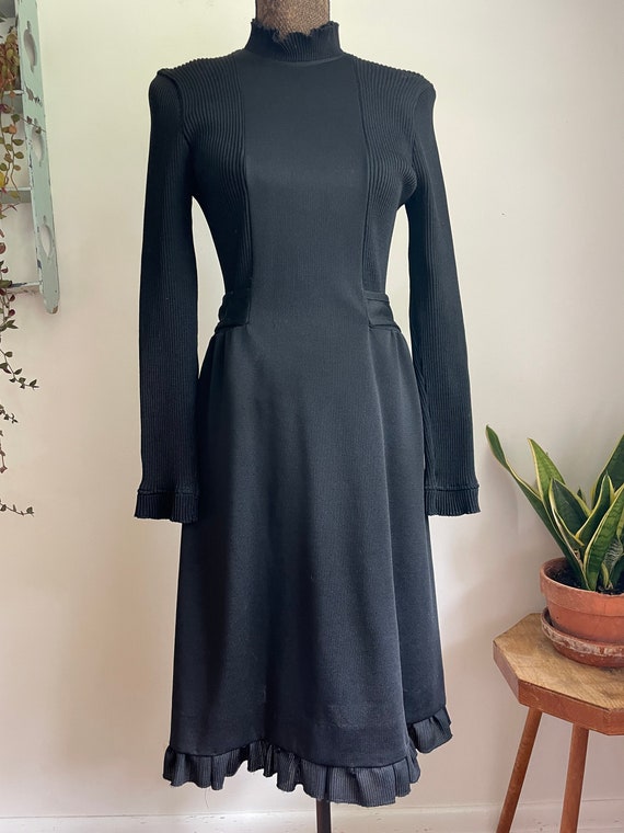 Vintage black dress small or medium polyester 196… - image 3