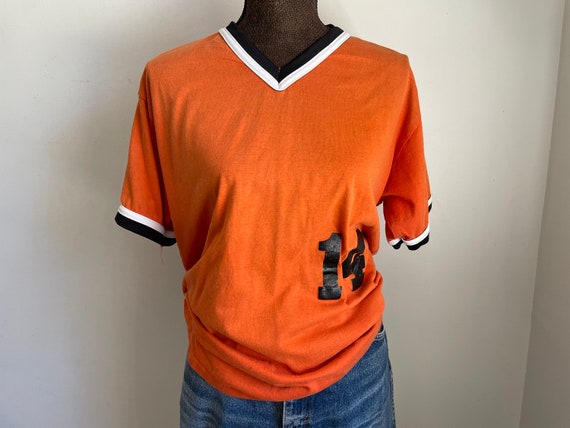 Vintage V-neck jersey with flocked letters XL - image 8