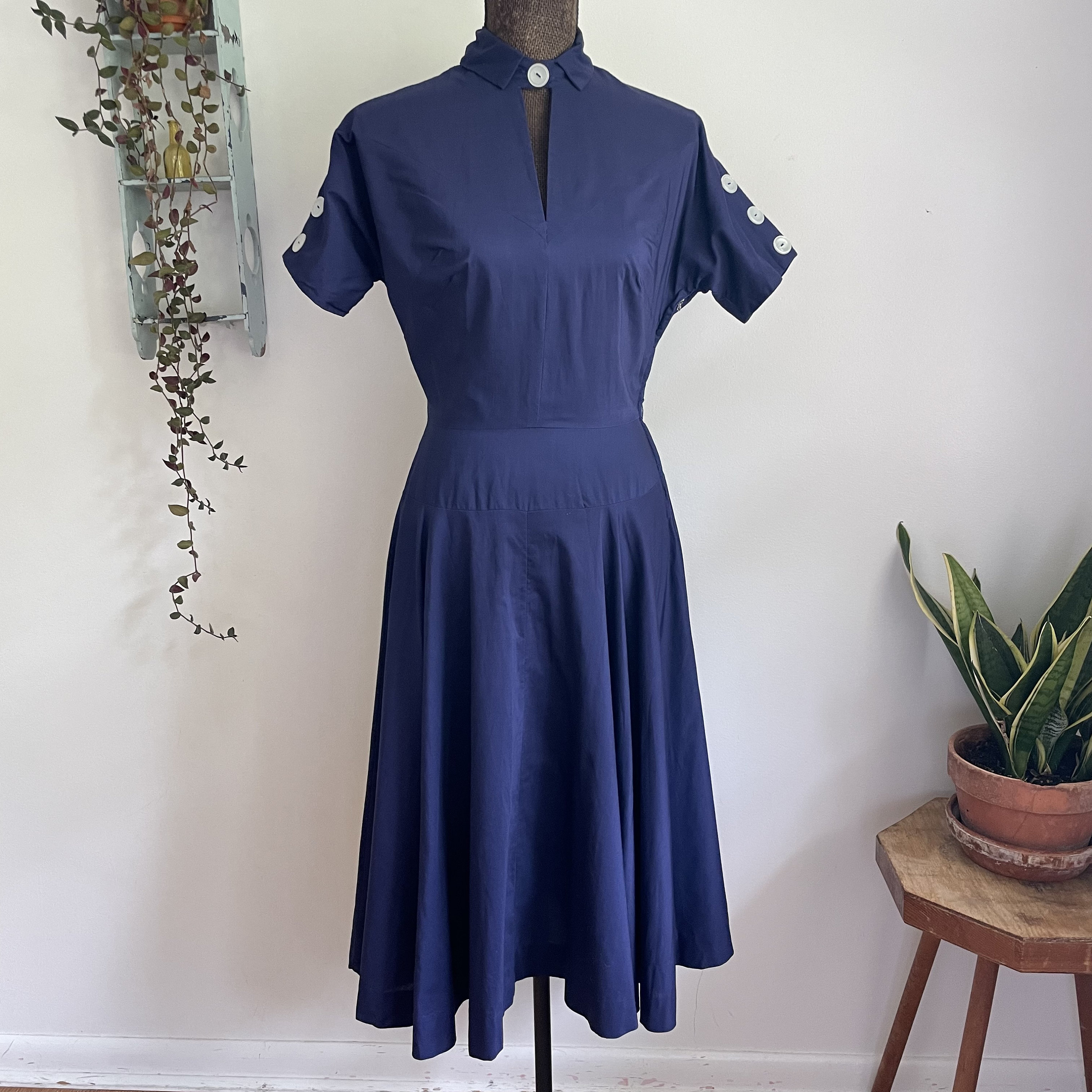 lauren ralph lauren blue dress Amazon.com: Lauren Ralph Lauren Jersey Off-the-Shoulder Cocktail Dress  Lighthouse Navy 6 : Clothing, Shoes & Jewelry