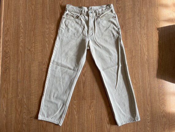 Levis off white jeans 2025