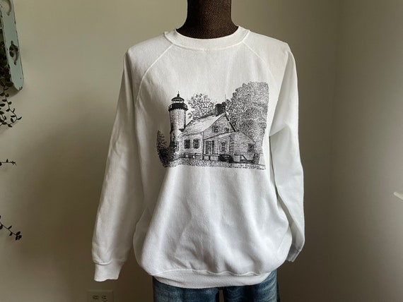 Vintage 1990’s Hanes Her Way lighthouse sweatshir… - image 1