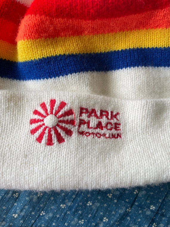 Vintage rainbow winter hat Park place motor inn - image 2