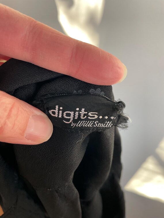 Vintage 1970’s Digits by Willi Smith black cropped blouse floral View 4