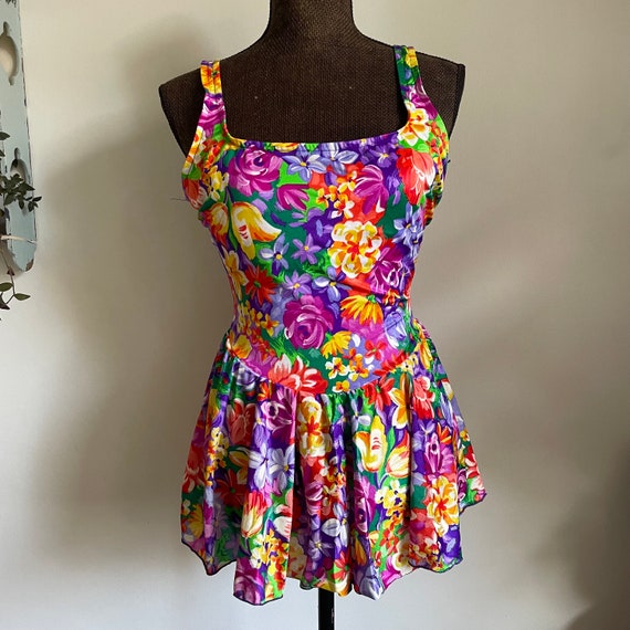 Vintage floral one piece skirted swimsuit Size 16… - image 1