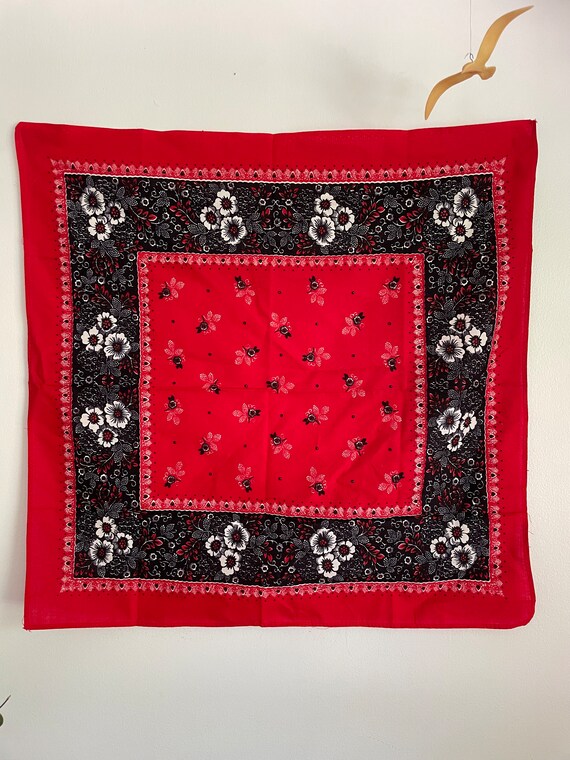 vintage bandana red black Gem