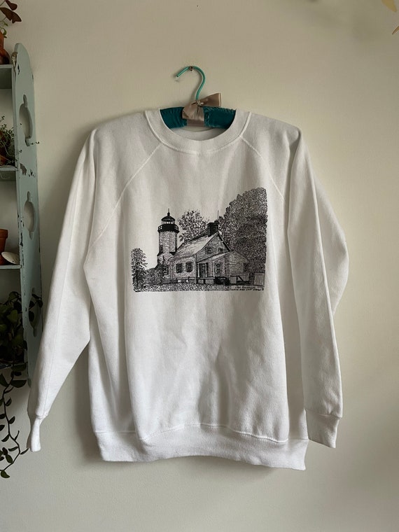 Vintage 1990’s Hanes Her Way lighthouse sweatshir… - image 2